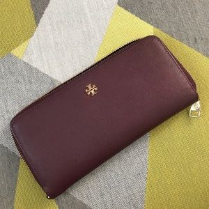 Tory Burch Robinson Zip Continental Wallet